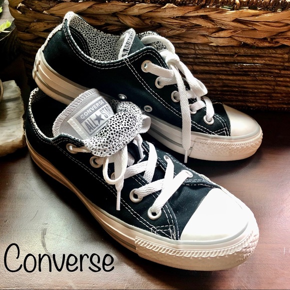 black polka dot converse